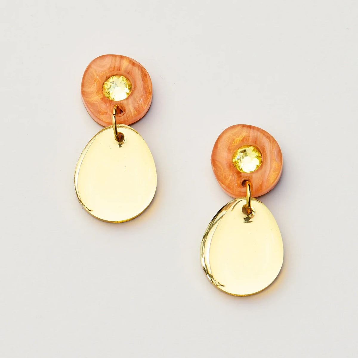 Jam Gem Earrings / Peach Gold