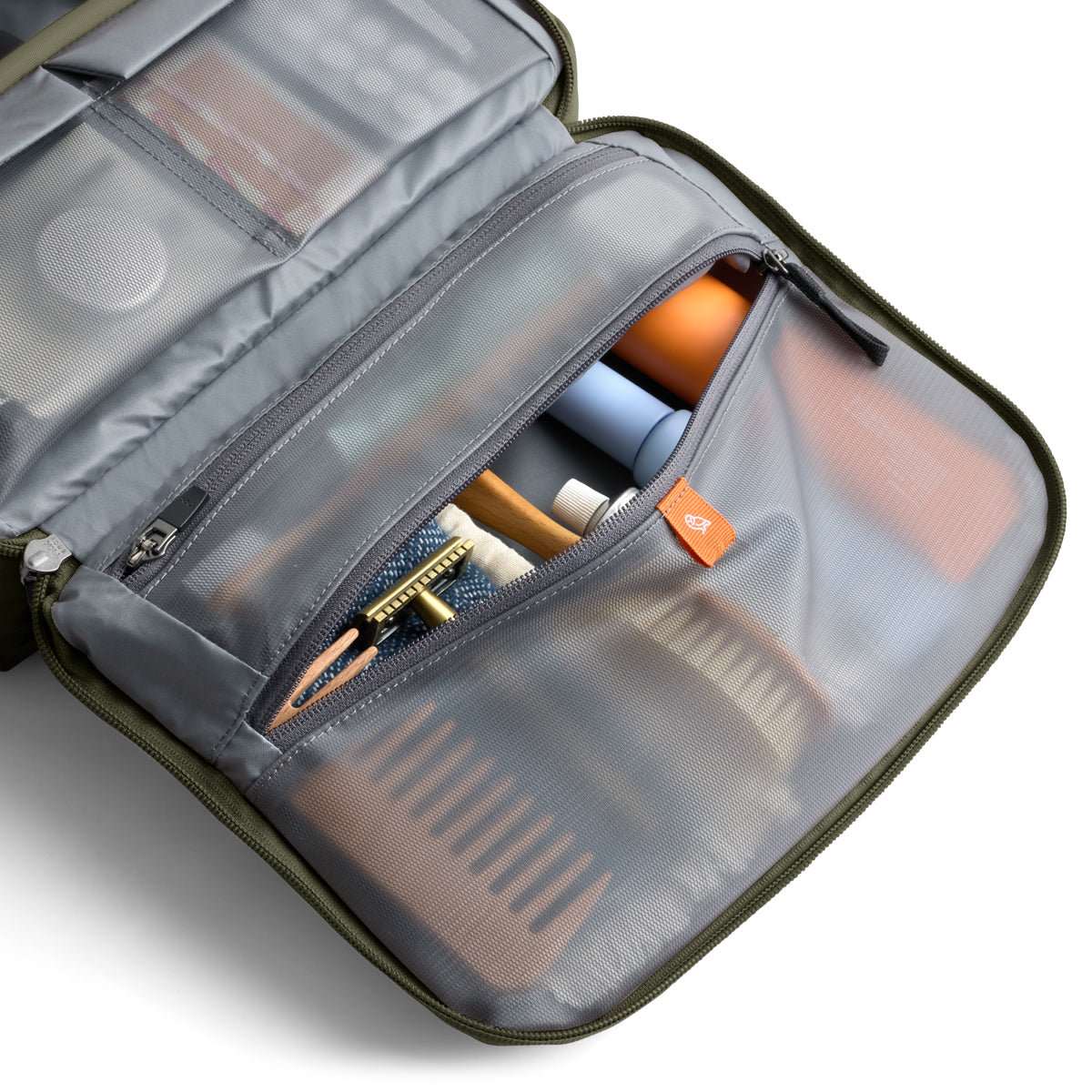 Hanging Toiletry Kit Plus / Sea Kelp
