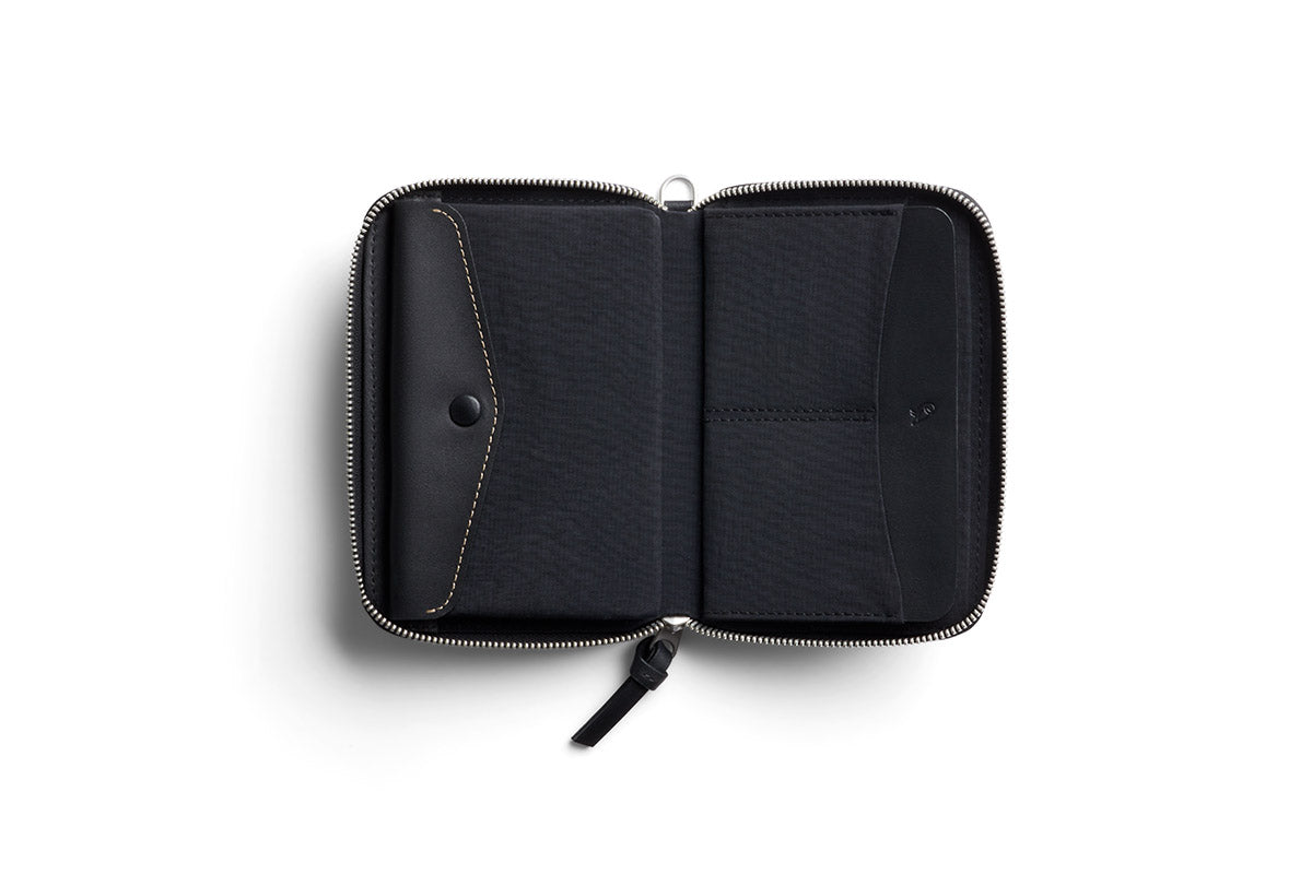 Folio Wallet / Black