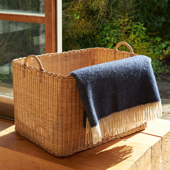 Wool Throw / Navy