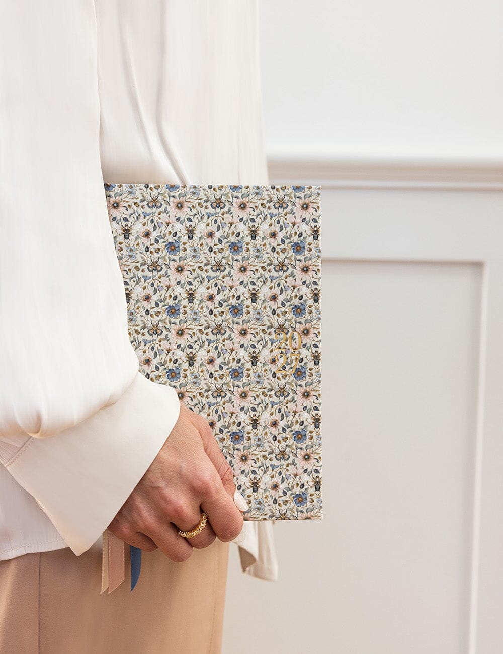 2027 Petite Vertical Planner / Duchess Blooms