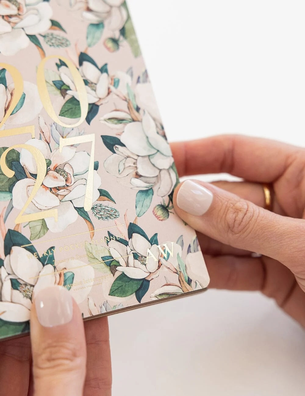 2027 Pocket Planner / Highgrove Magnolias