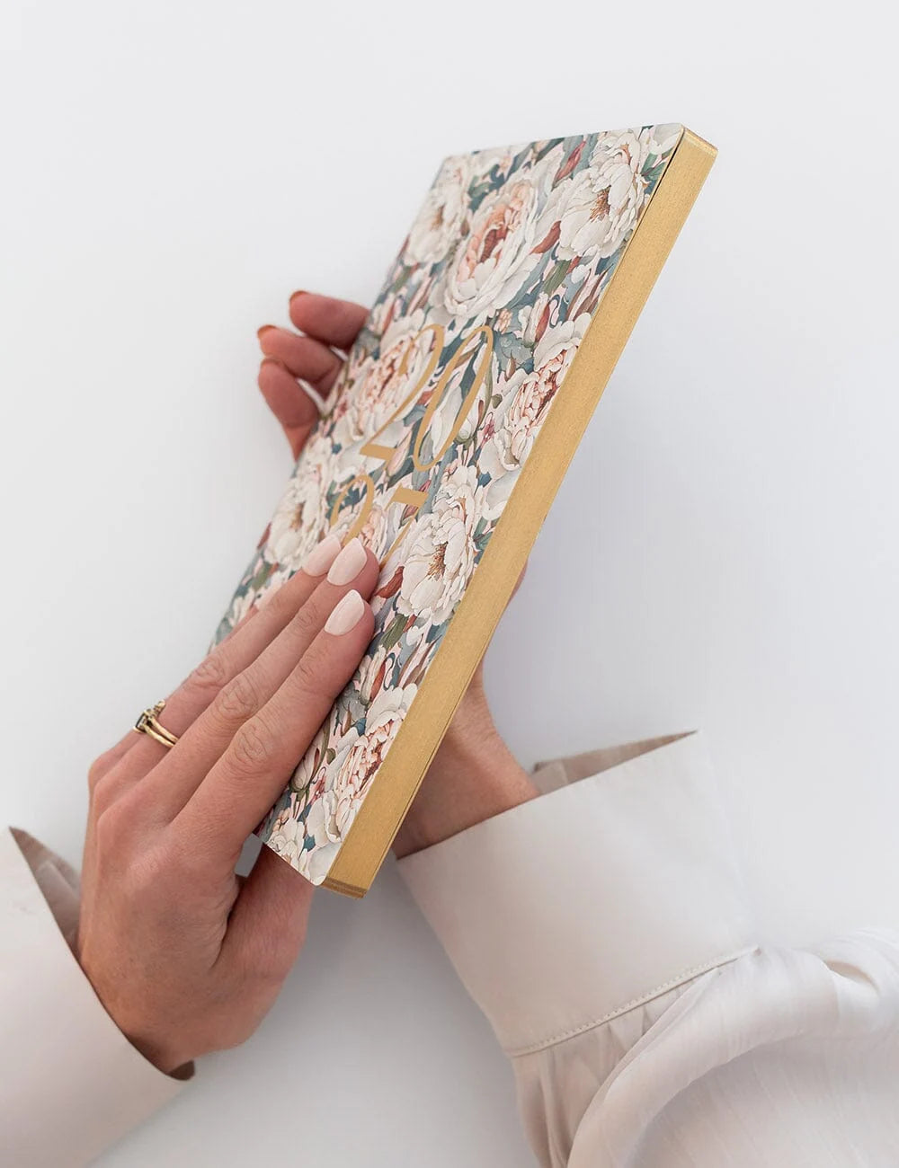 2027 Weekly Planner Notebook / Heritage Roses