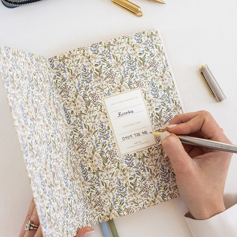 2027 Weekly Productivity Planner / Forget Me Not