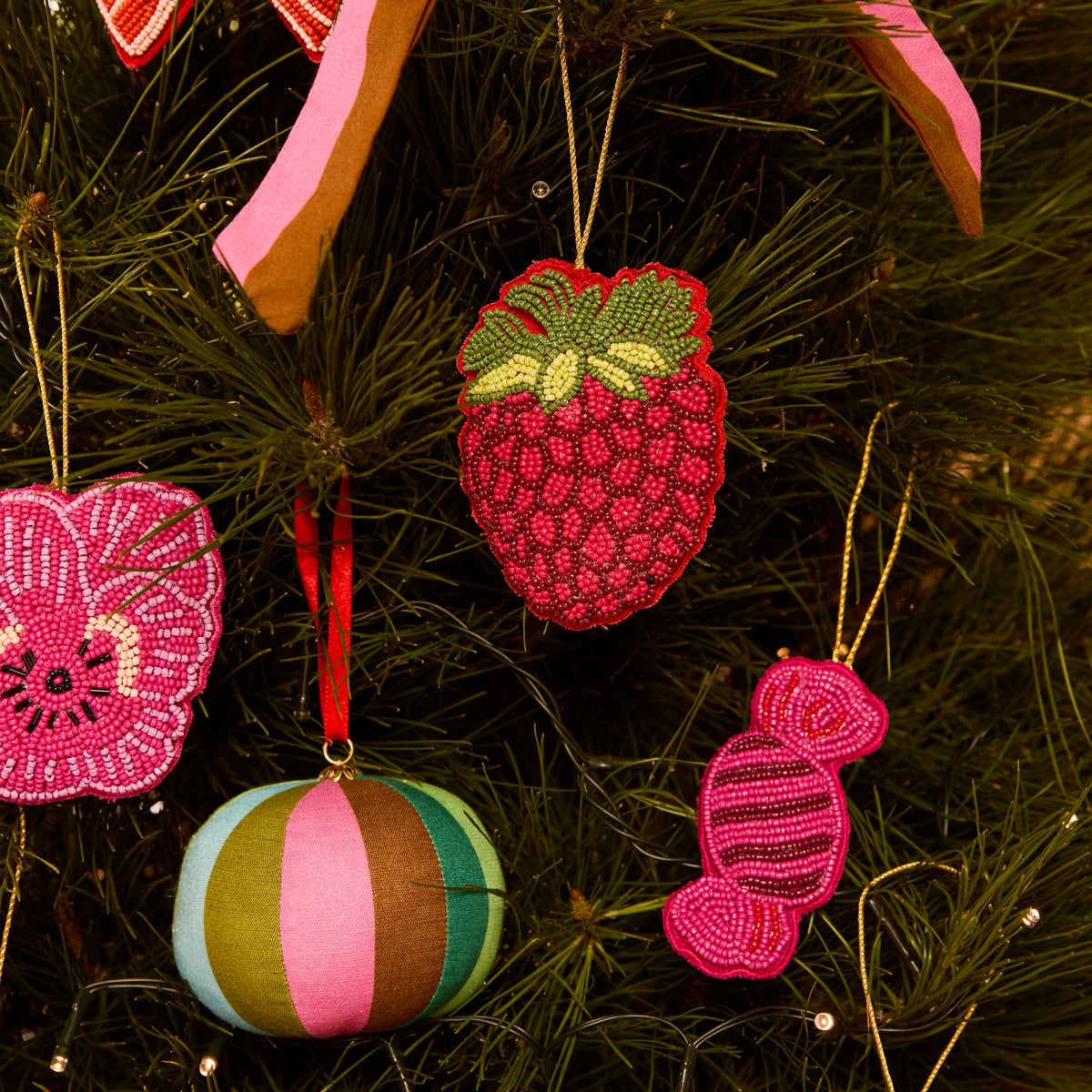 Beaded Bon Bon Christmas Decoration / Bright Pink