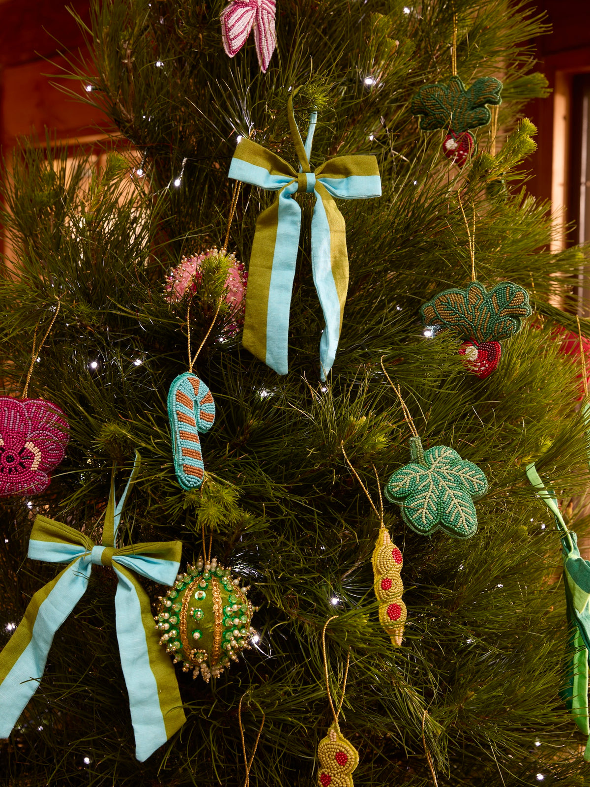 Mixed Green Bow Christmas Decoration Set