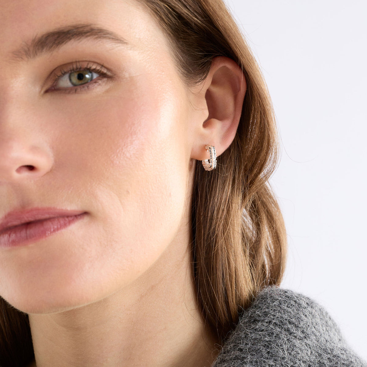 Hiva Mini Hoop Earring / Silver