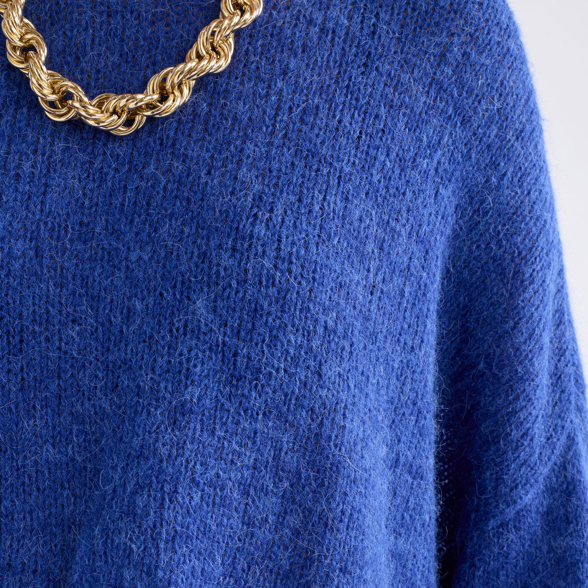 Agna Sweater / Deep Cobalt