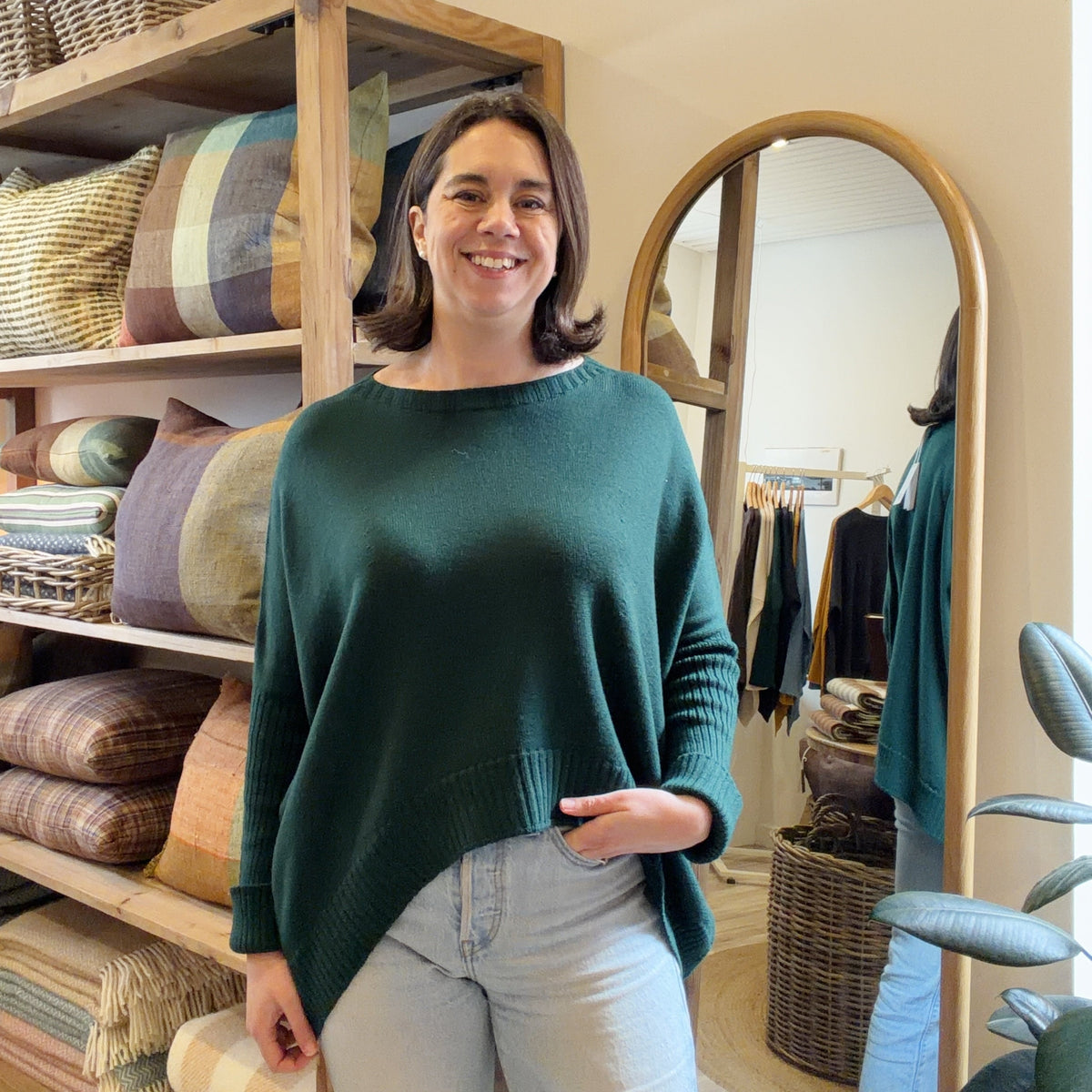 Pure Merino Boxy Crop Knit / Hunter