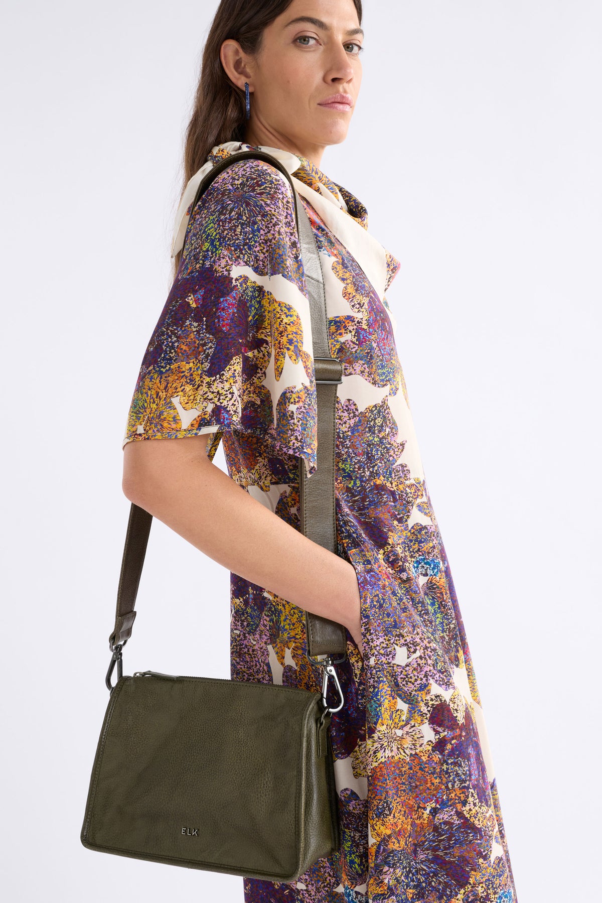 Halben Crossbody Bag / Dark Olive