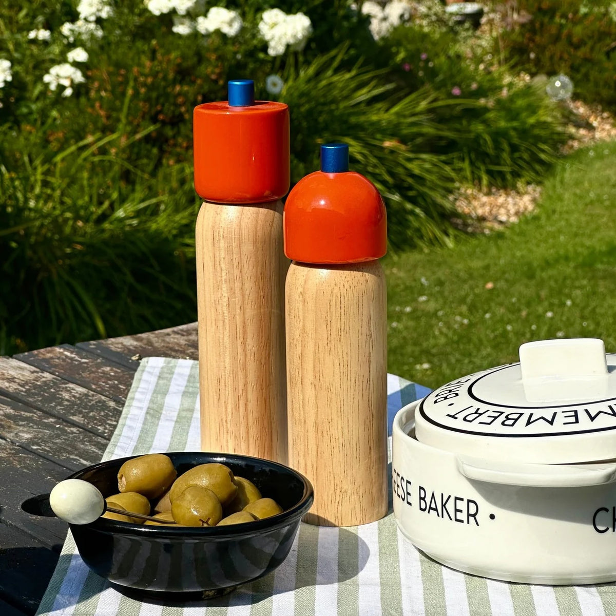 Salt & Pepper Grinder / Orange & Blue