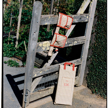 Outback Gardens x Le Sac Kneeler