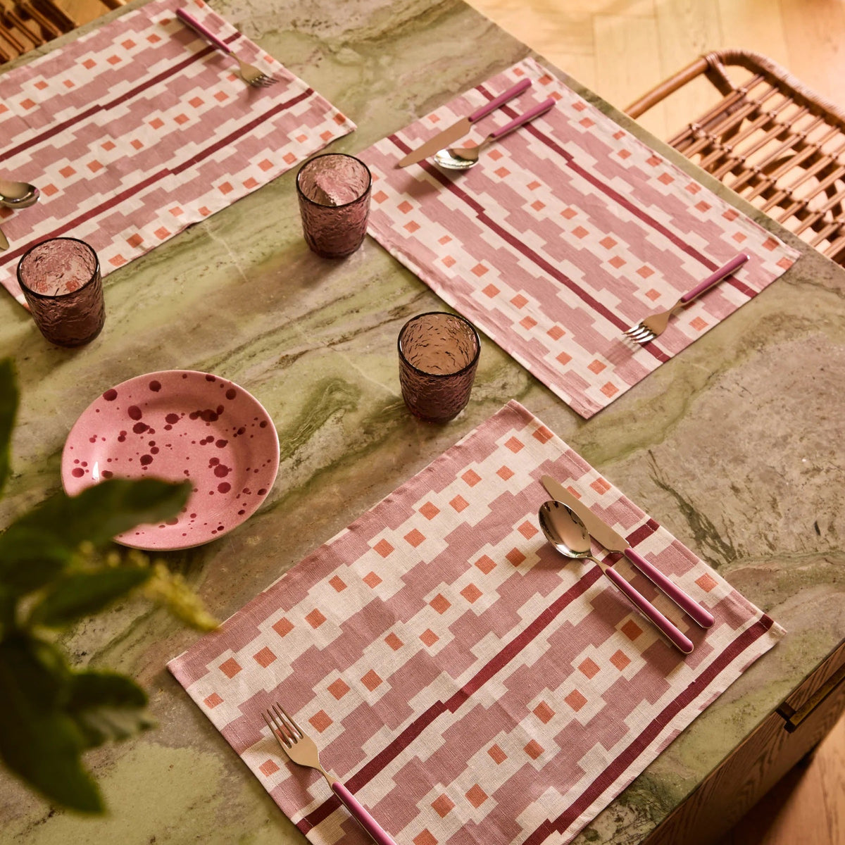 Bauhaus Buff Placemat Set