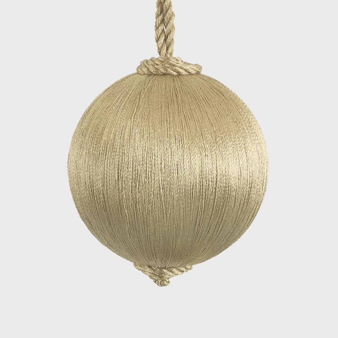 Silk Bauble / Champagne