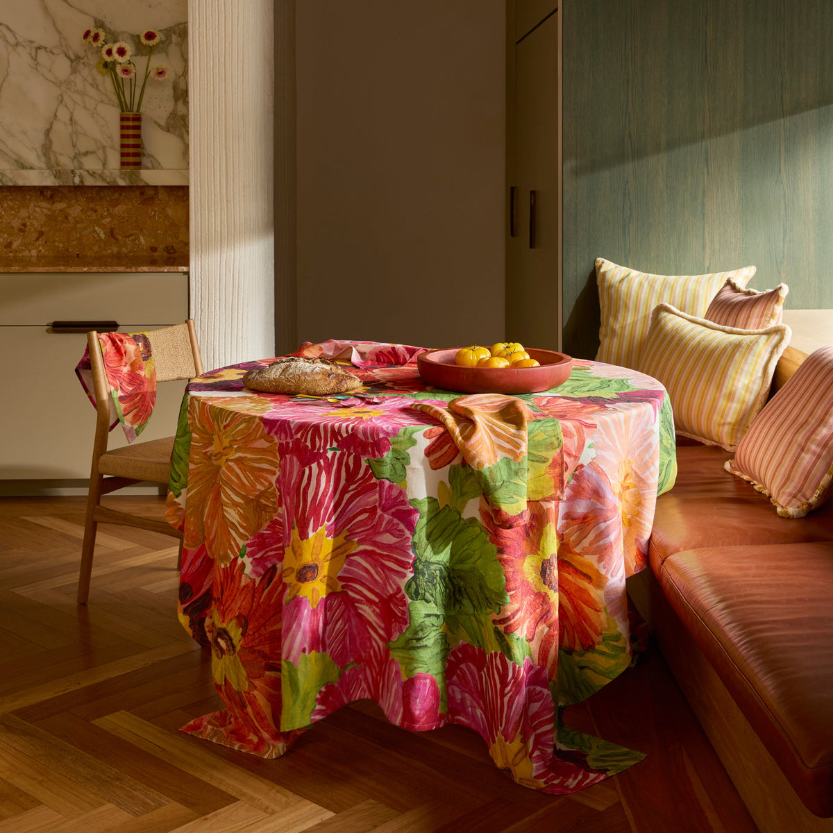Jardin Multi Round Tablecloth
