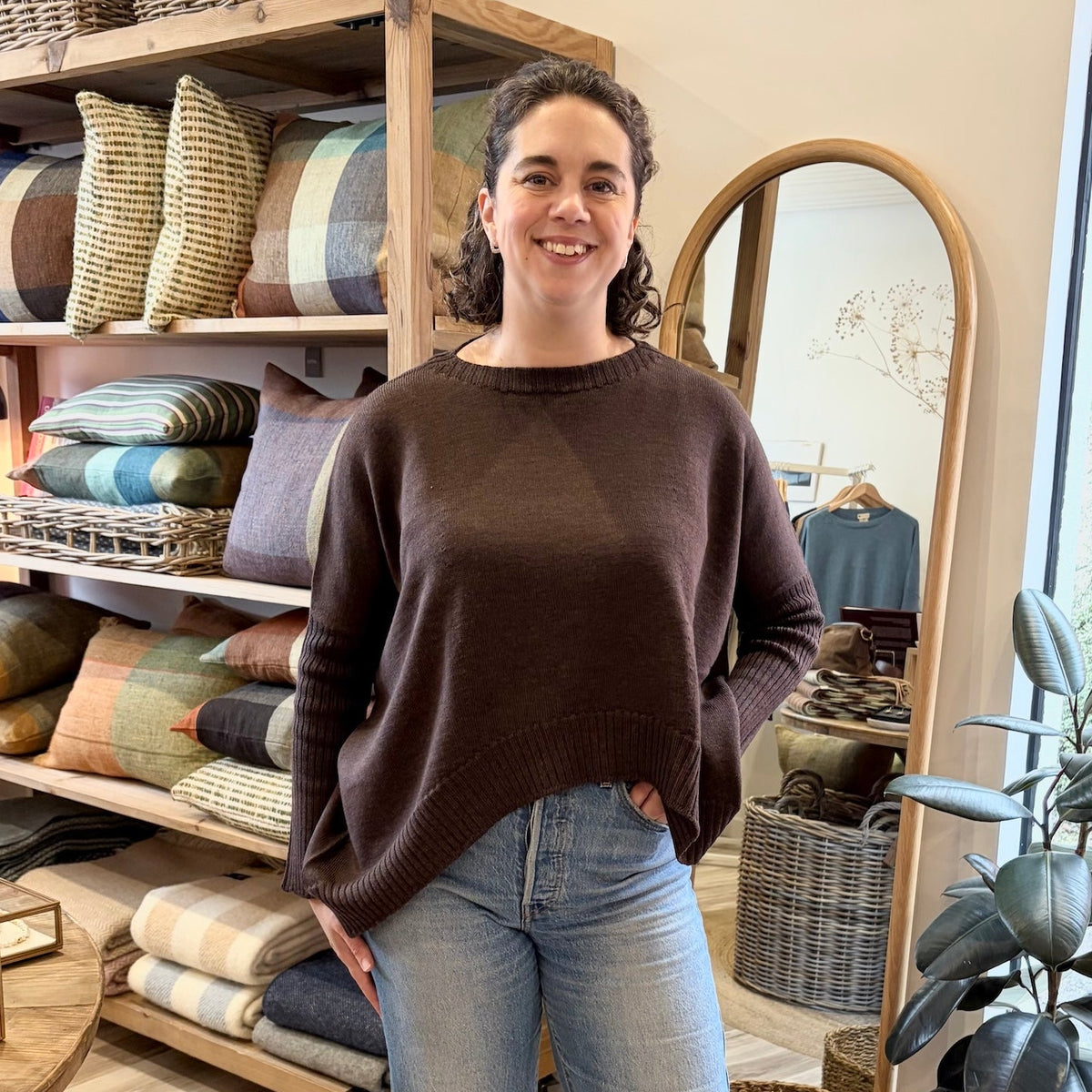 Pure Merino Boxy Crop Knit / Espresso