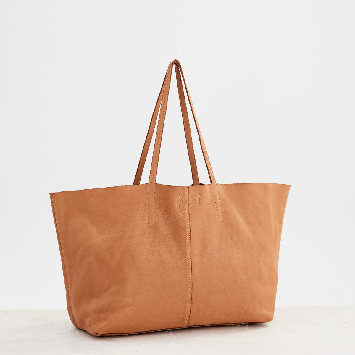 Unlined Tote / Tan