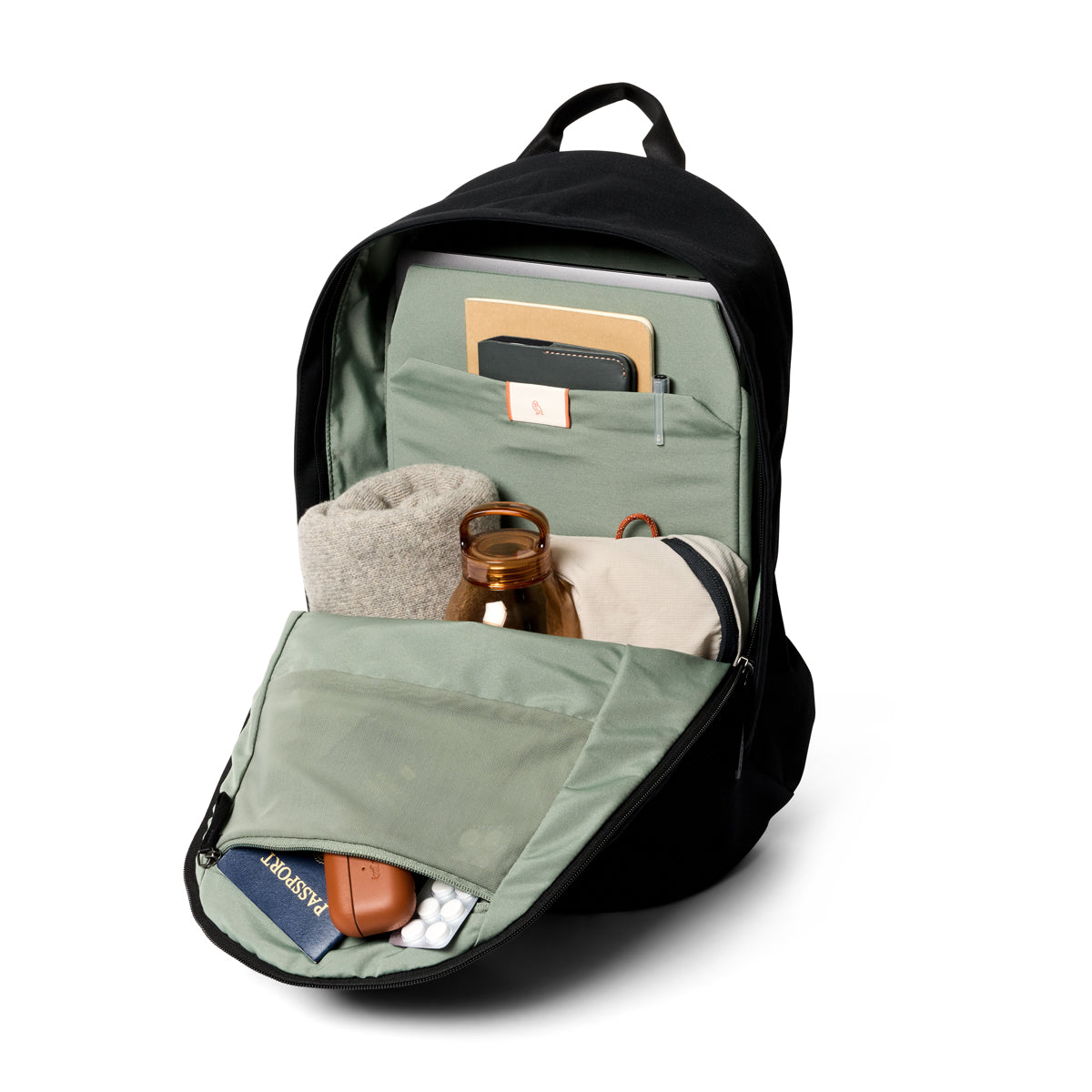 Classic Backpack / Black