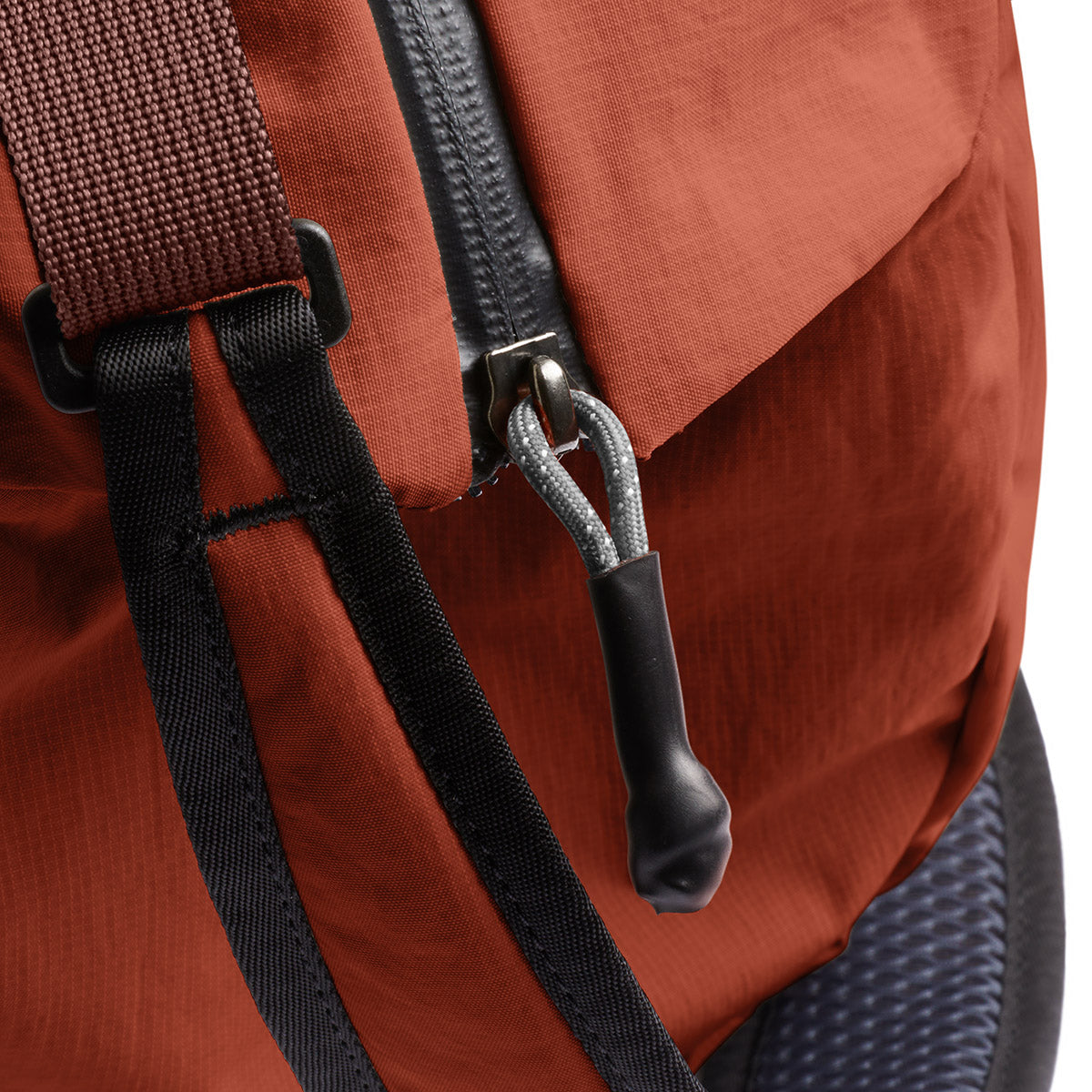 Lite Duffel / Clay