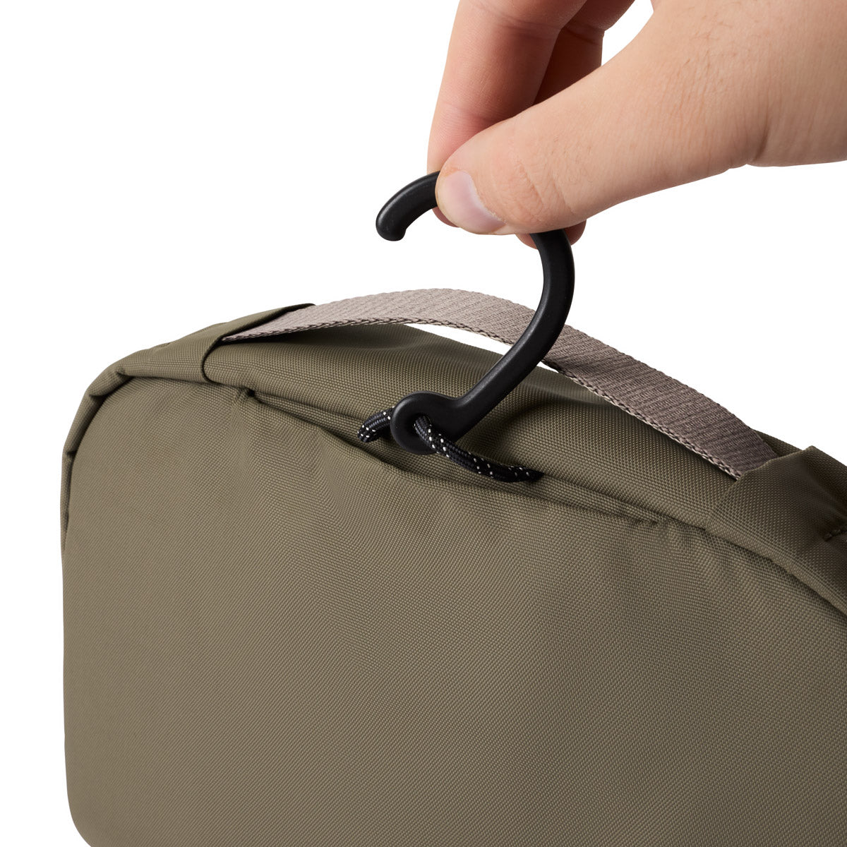 Hanging Toiletry Kit / Sea Kelp
