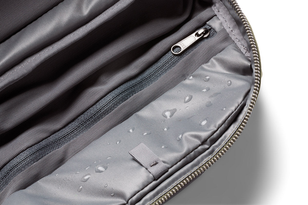 Toiletry Kit Plus / Sea Kelp