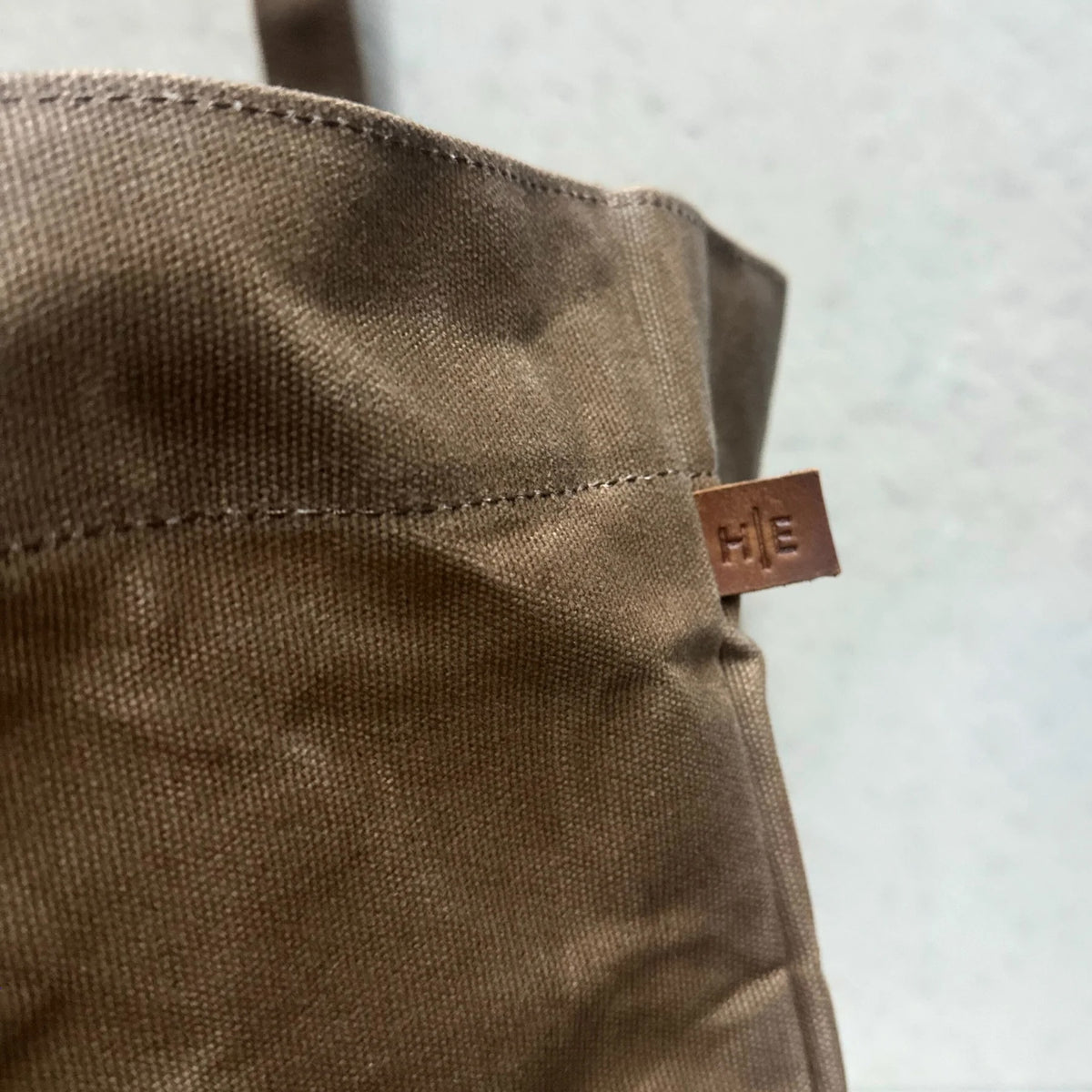 Waxed Canvas Carry All / Desert Sand