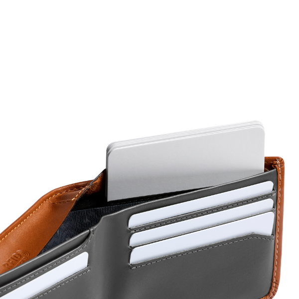 Hide & Seek Lo Wallet / Caramel