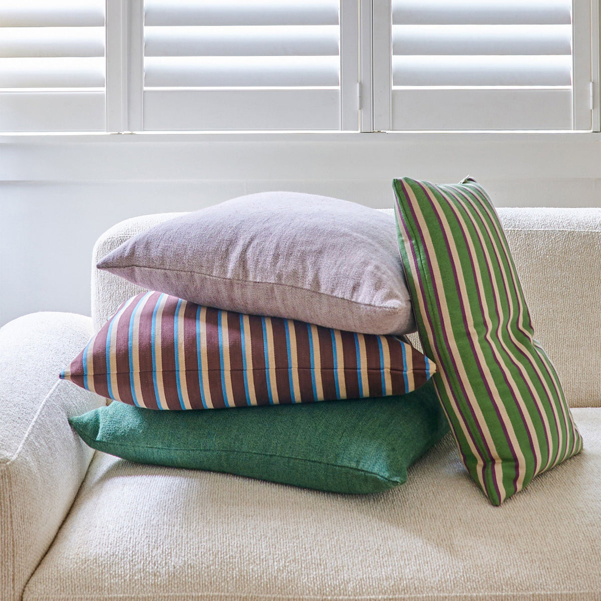 Riley Woven Cushions / Grasshopper