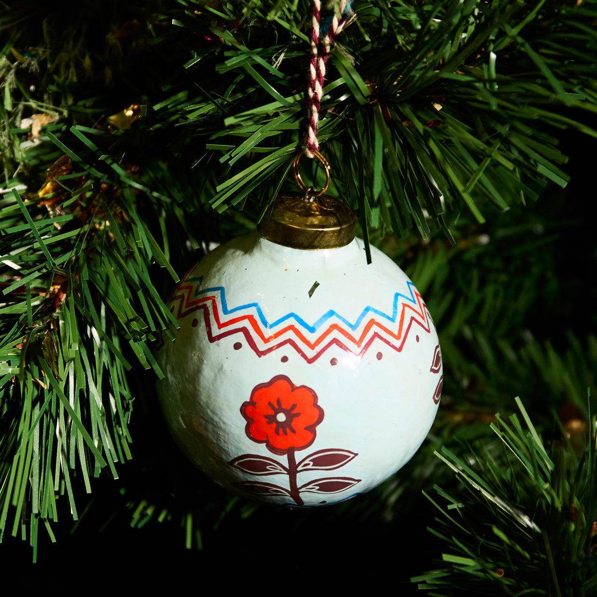 Winnie Bauble / Calcite Blue