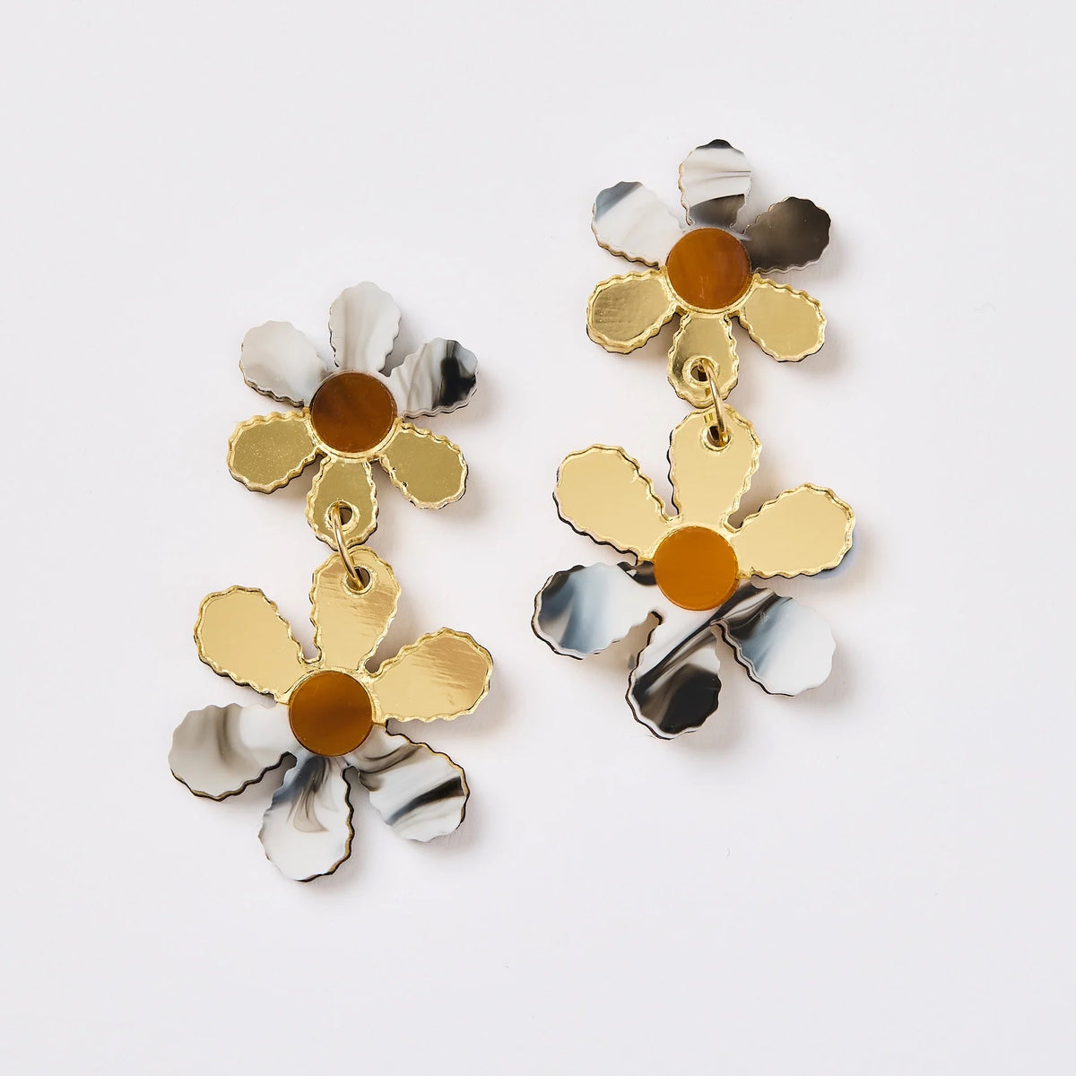 Twin Daisy Chain Earrings / Black Marble