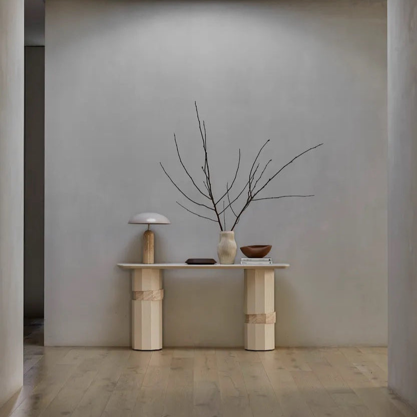 Forme Fluid Vase / Cream