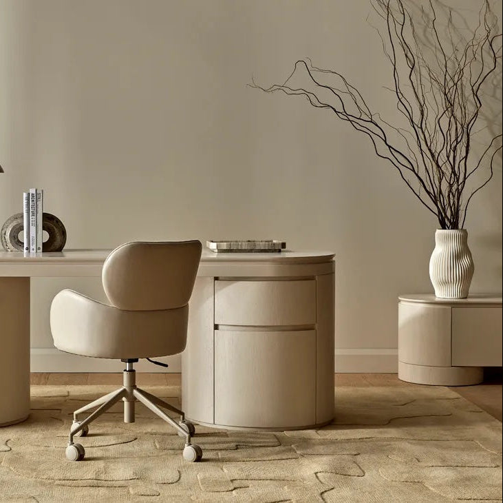 Forme Fluid Vase / Ivory