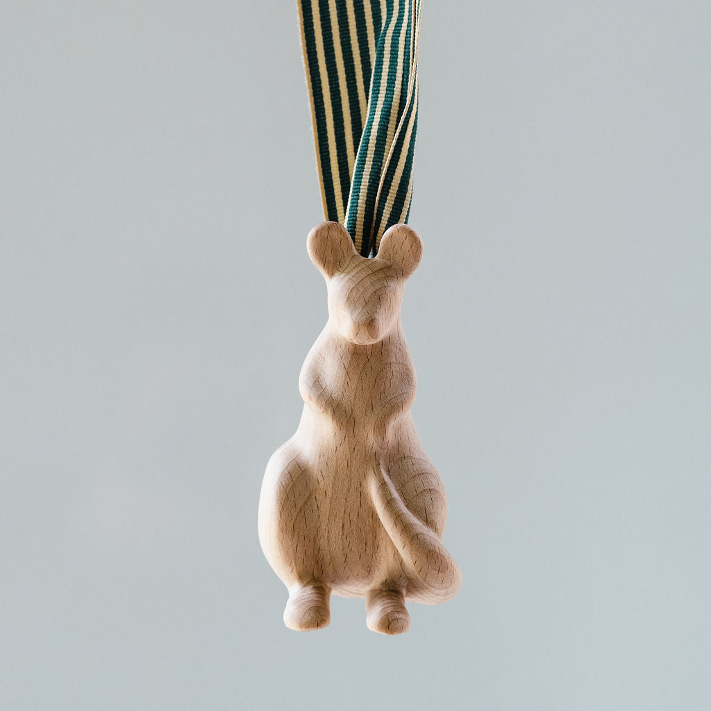 Beechwood Ornament / Kangaroo