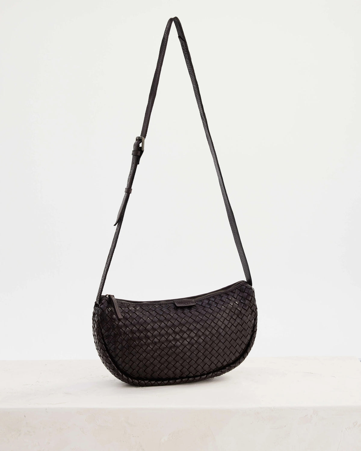Basque Sling / Chocolate