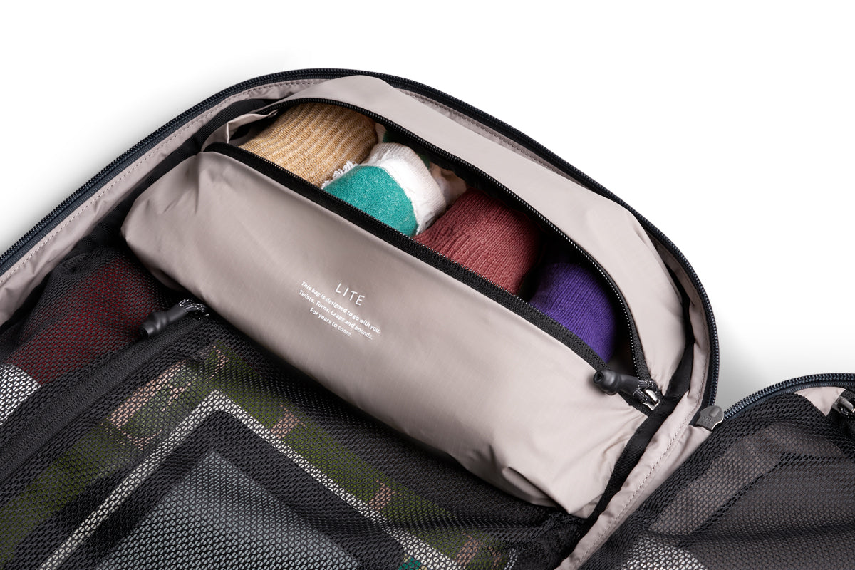 Lite Travel Pack 30L / Black