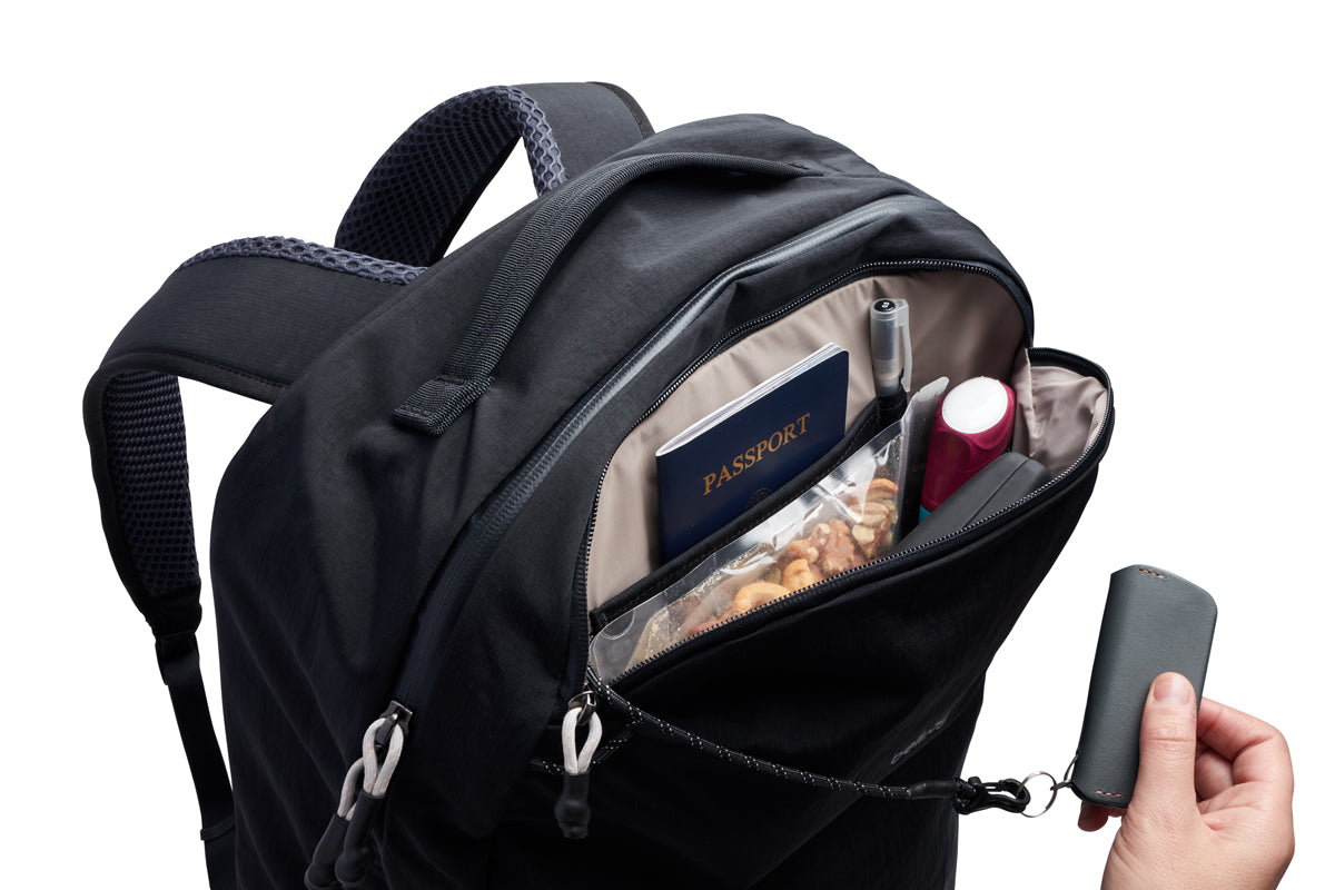 Lite Travel Pack 30L / Black