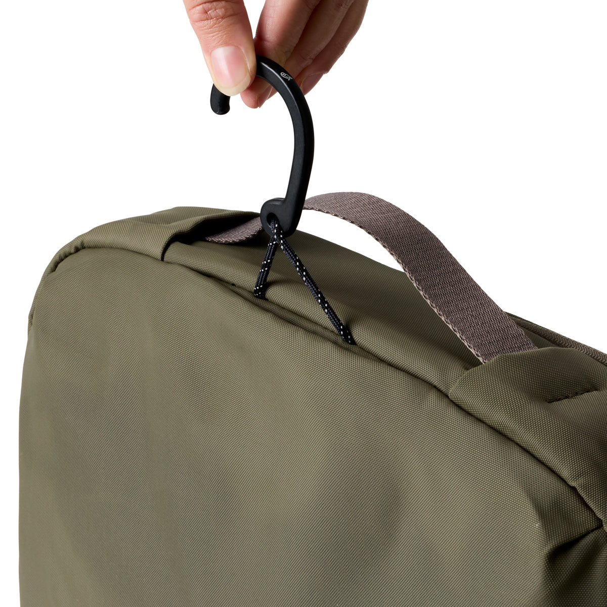 Hanging Toiletry Kit Plus / Sea Kelp