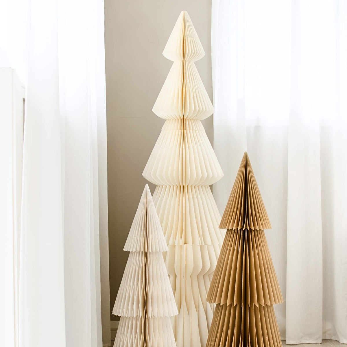 Evergreen Tree Standing 160cm / Off White