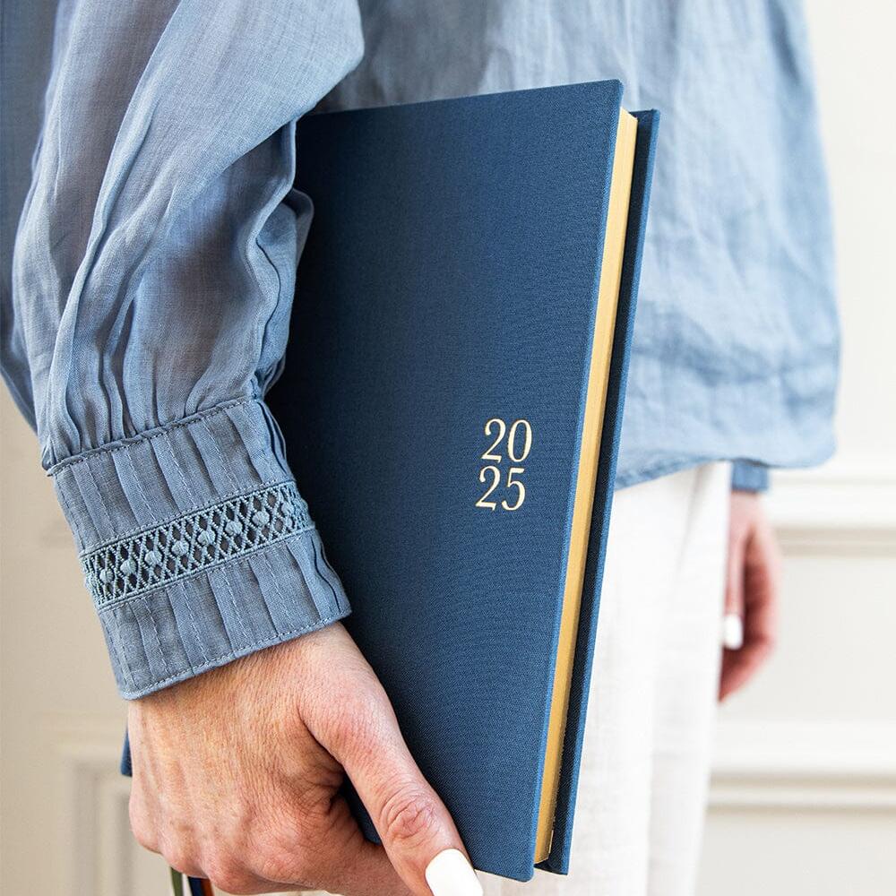 2025 Desktop Linen Bound Planner / Liberty Blue