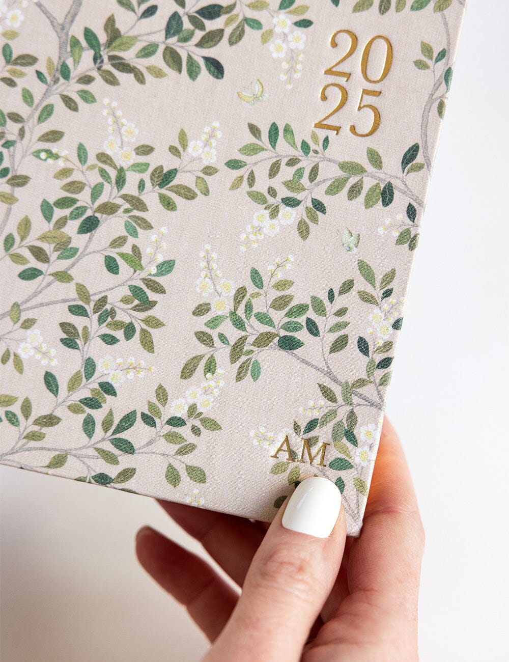 2025 Desktop Linen Bound Planner / White Blossoms