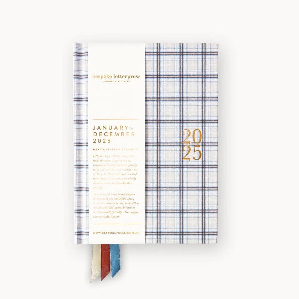 2025 Day to a Page Linen Bound Planner / Blue Check