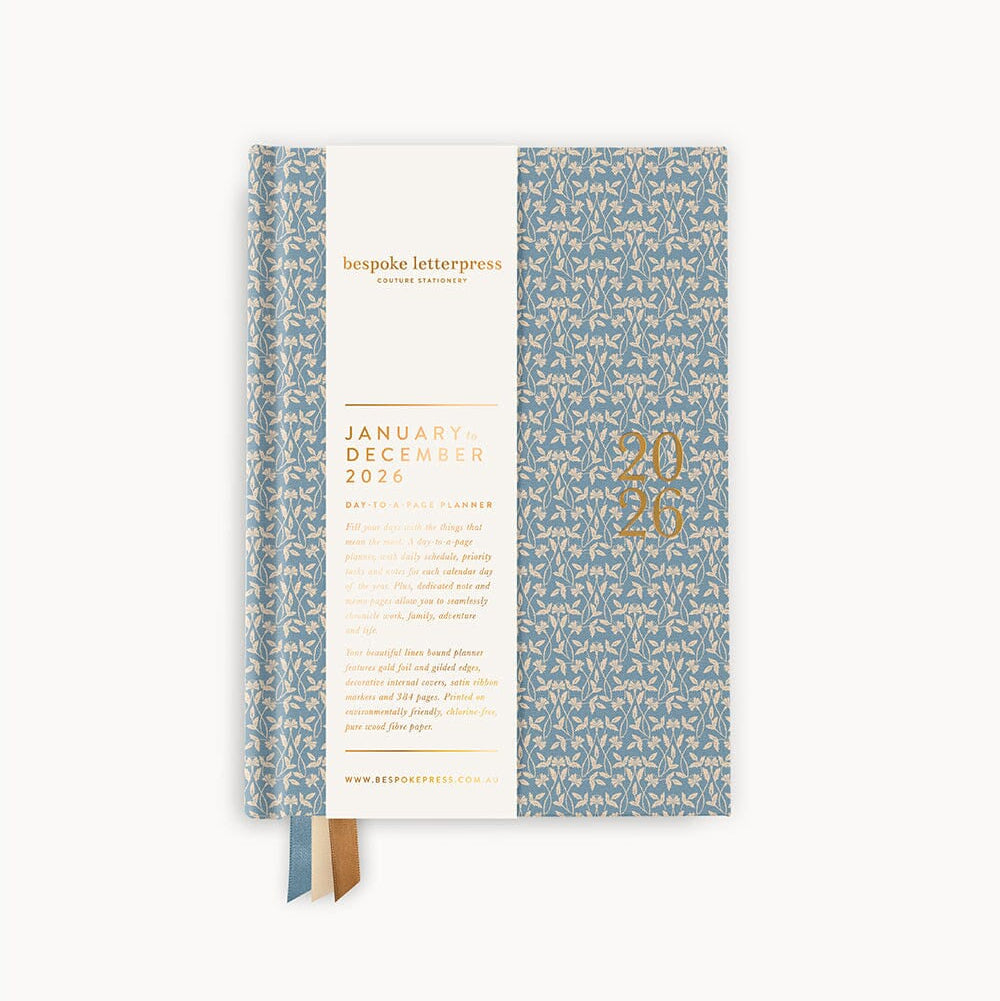 2026 Day to a Page Linen Bound Planner / Frost Bramble