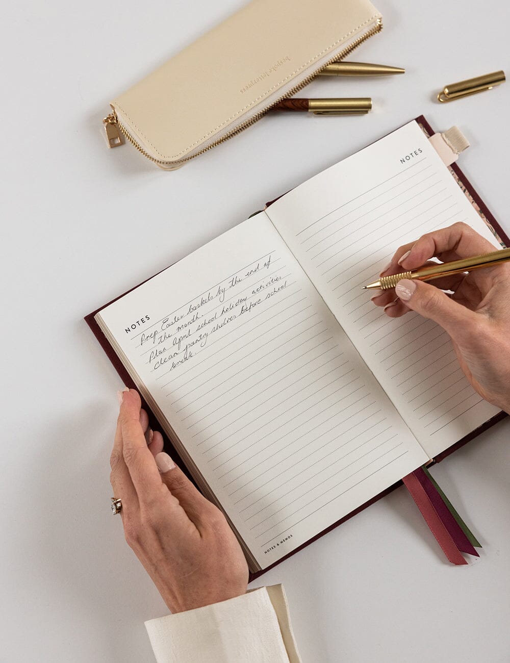 2026 Petite Linen Bound Planner / Mulberry