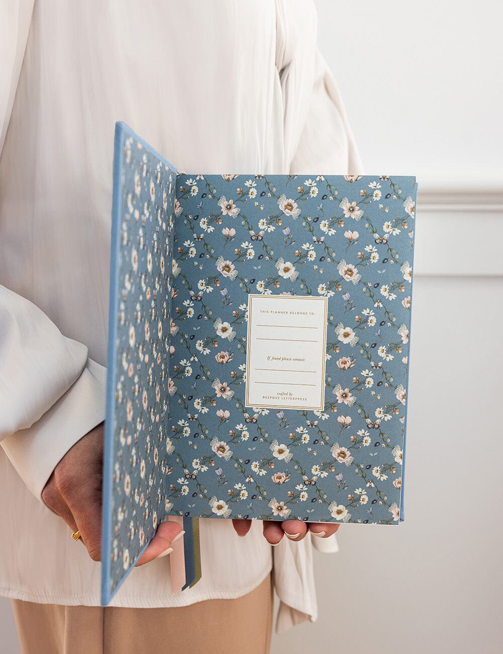 2027 Teachers Desktop Planner / Pembroke Blue