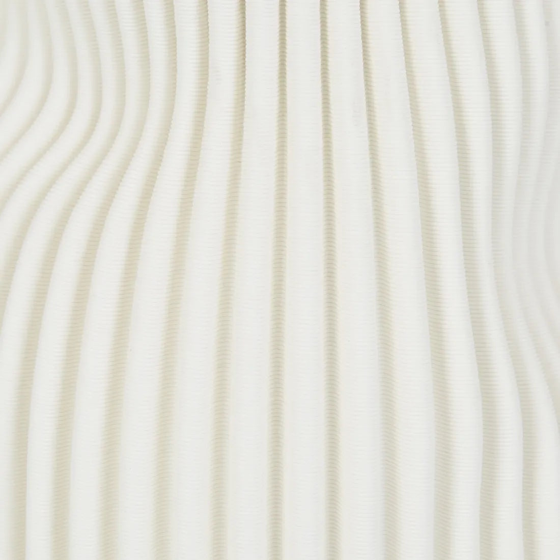 Forme Fluid Vase / Ivory
