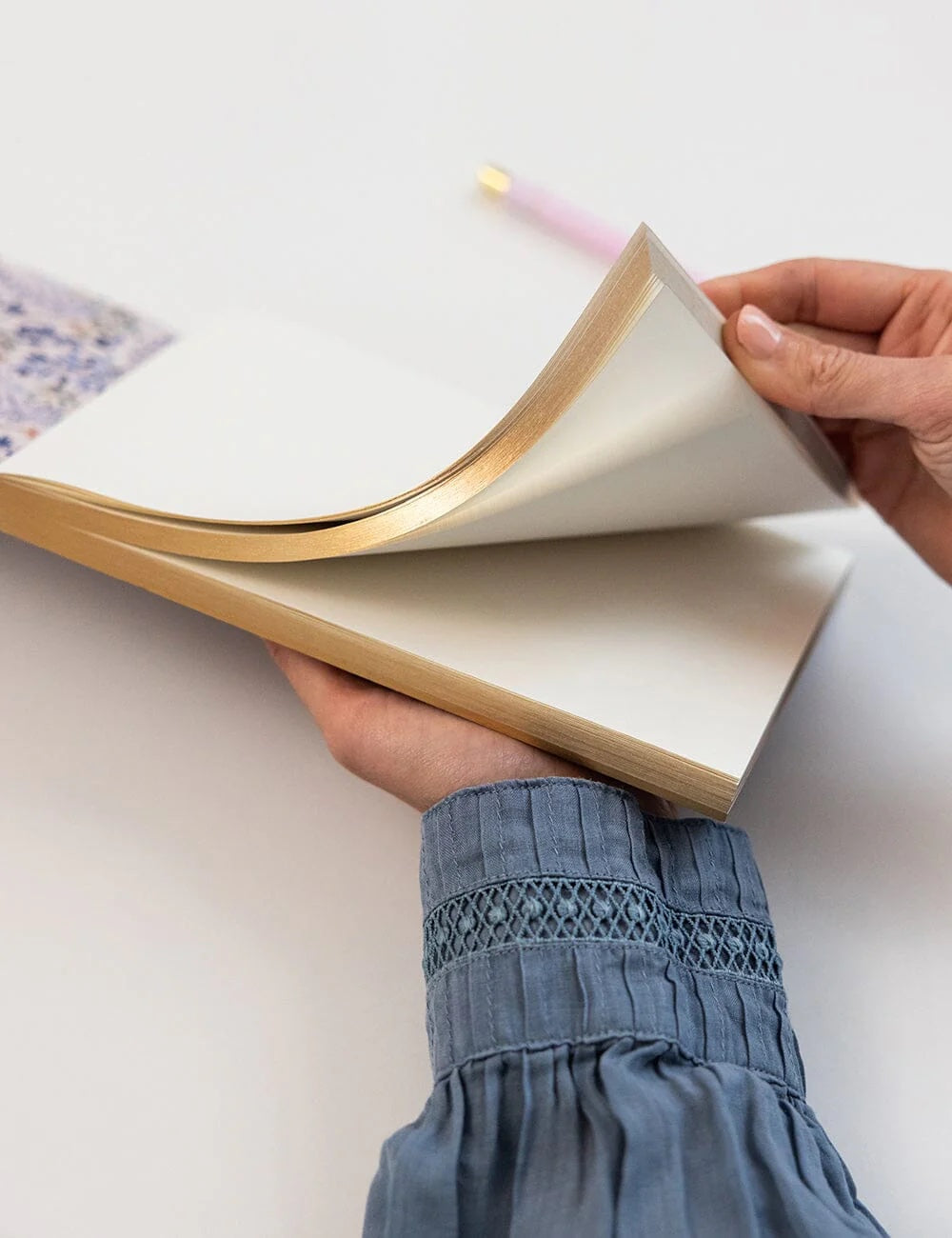 Bluebuds Notepad Desktop Jotter