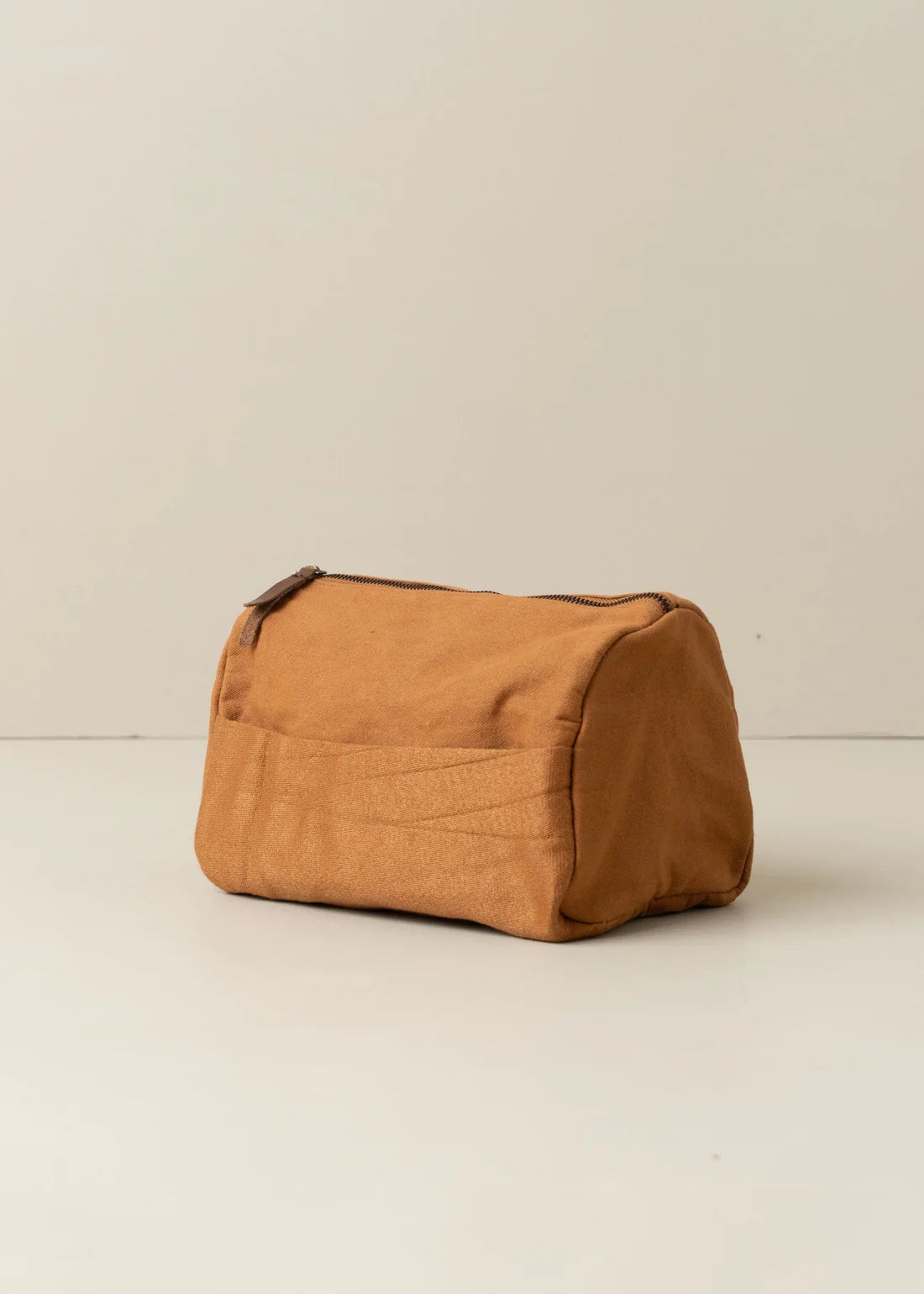 Journey Canvas Toiletry Bag / Terracotta