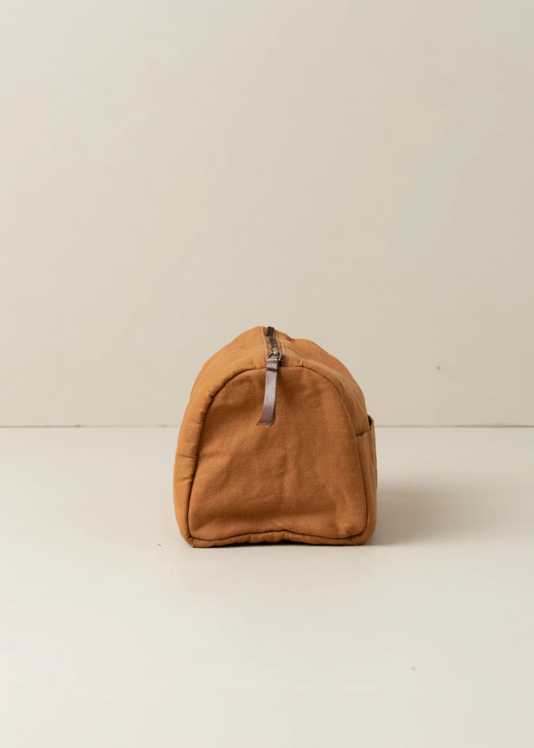 Journey Canvas Toiletry Bag / Terracotta