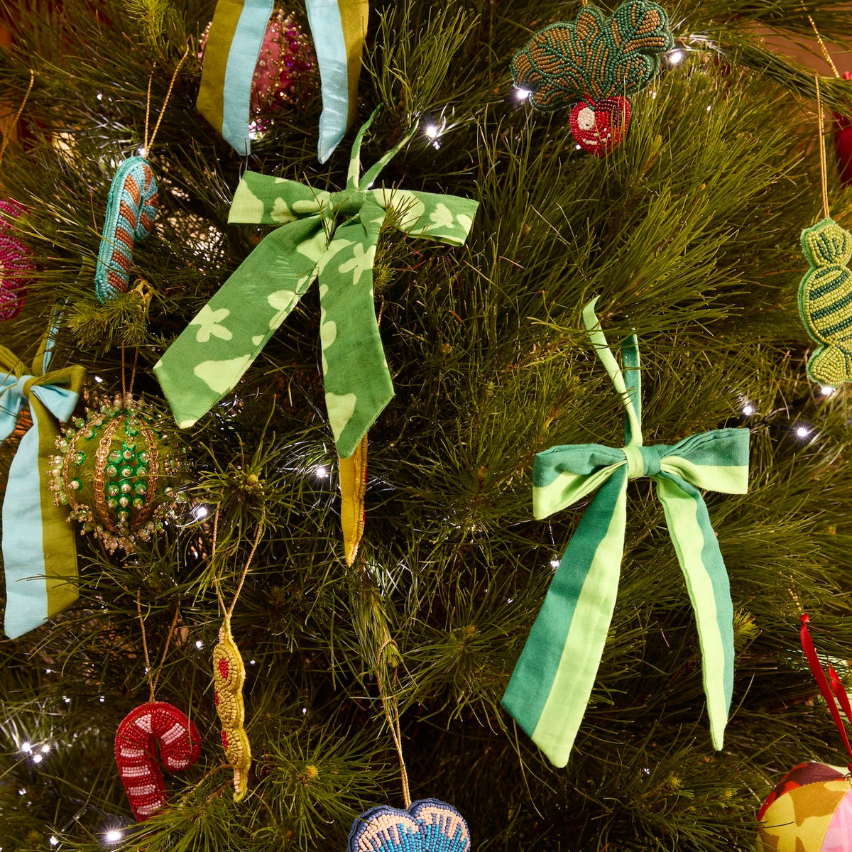 Mixed Green Bow Christmas Decoration Set