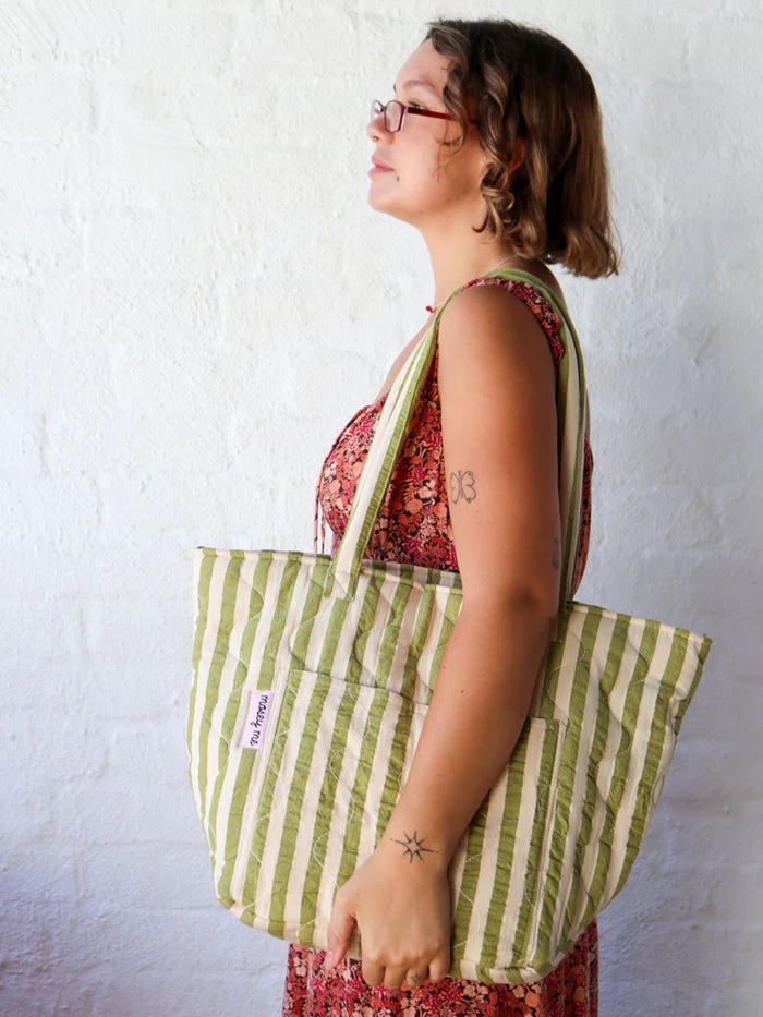 Pistachio Seersucker Quilted Bag